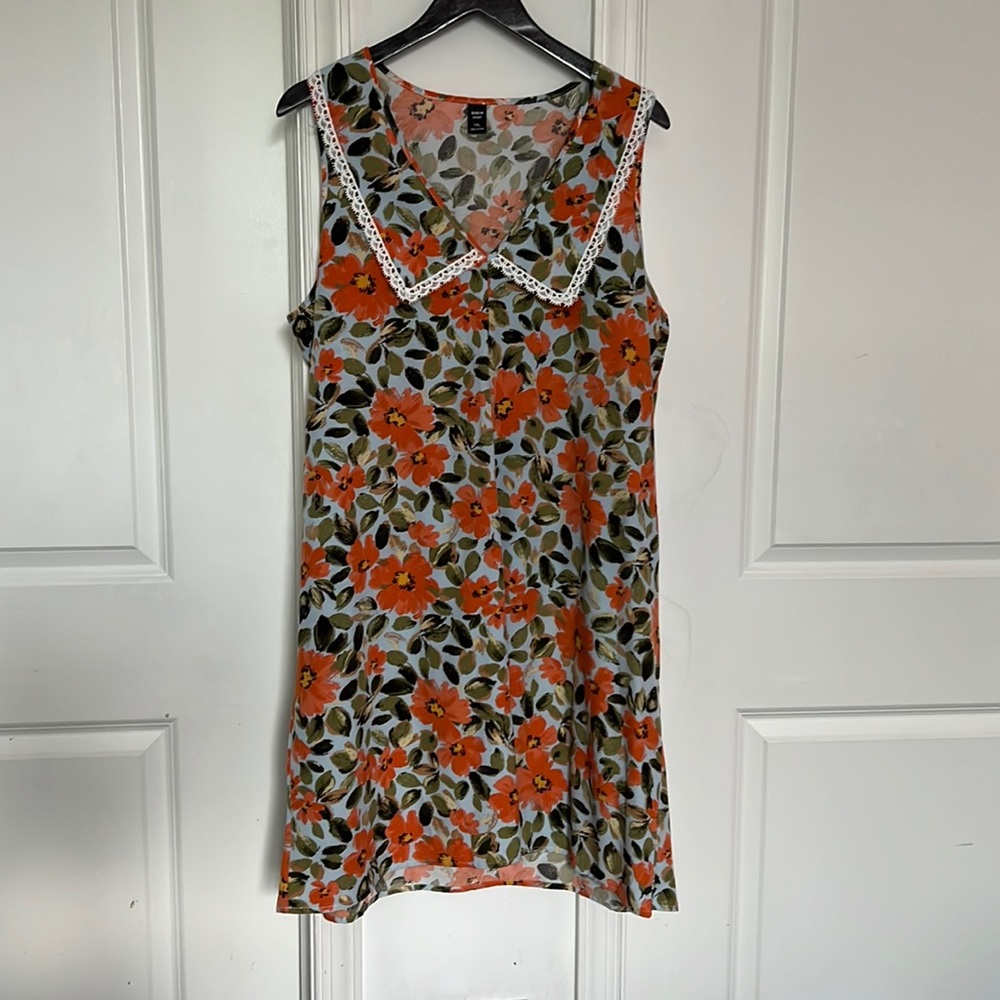 Plus Lace Trim Color Flower Dress